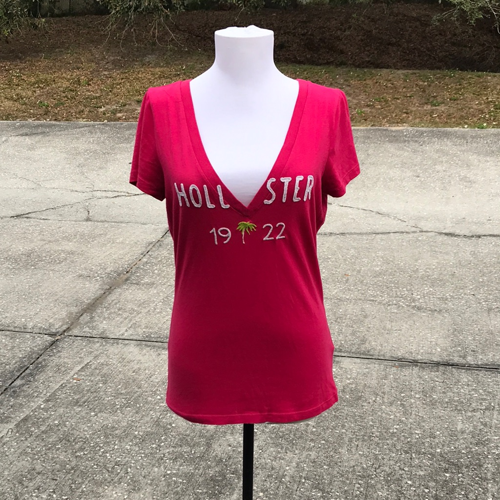 Holster V-Neck Tee